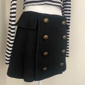 Adorable Nannette Laporte black, wool ( with lining ) mini skirt
